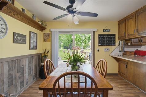 12097 Lisa Avenue NW Hartville OH 44632