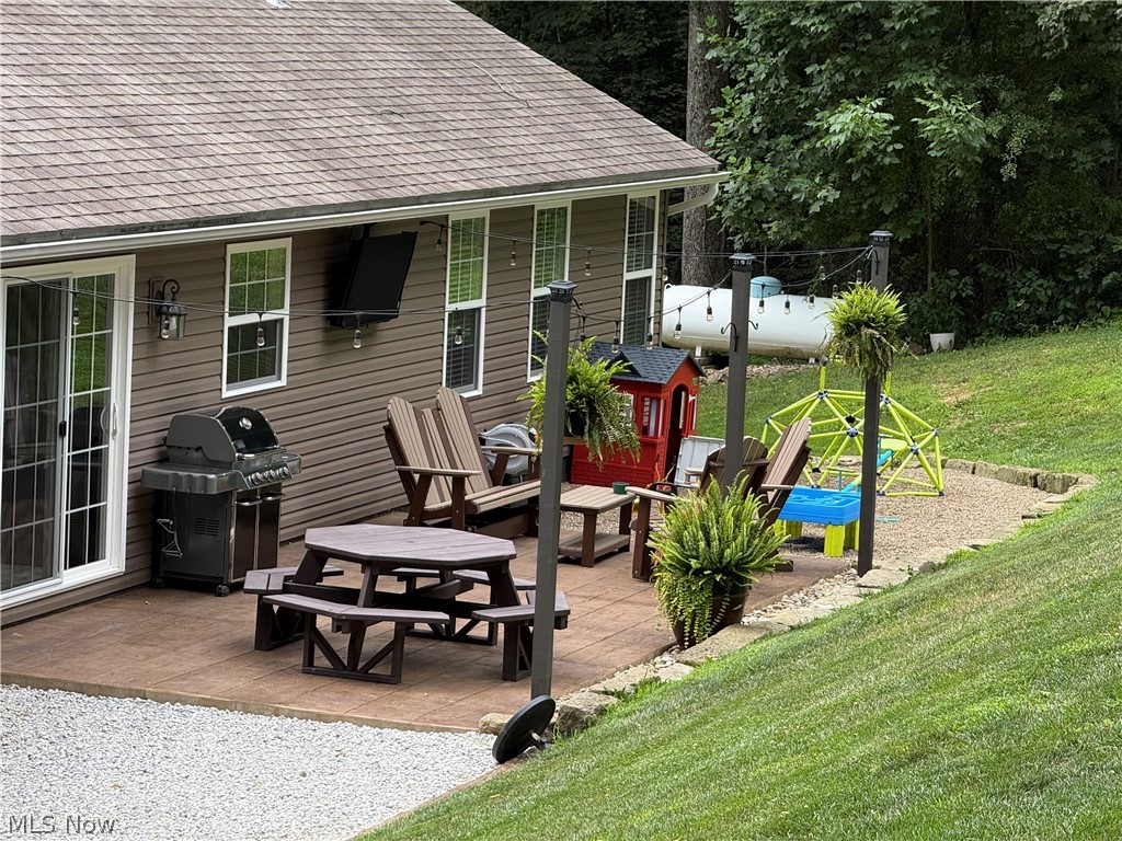 7595 Arbon Drive Millersburg OH 44654