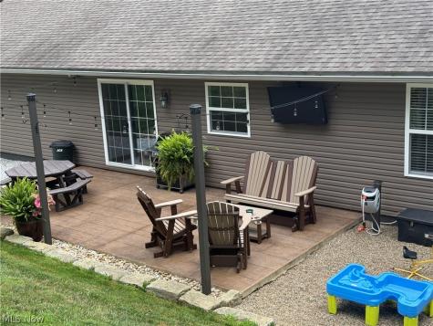 7595 Arbon Drive Millersburg OH 44654