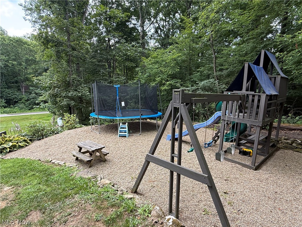 7595 Arbon Drive Millersburg OH 44654