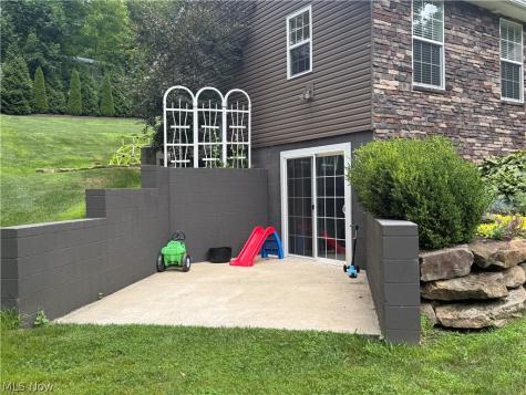 7595 Arbon Drive Millersburg OH 44654