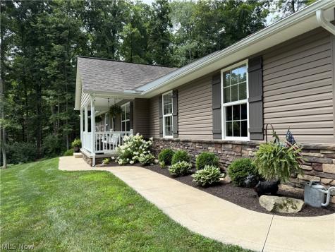 7595 Arbon Drive Millersburg OH 44654