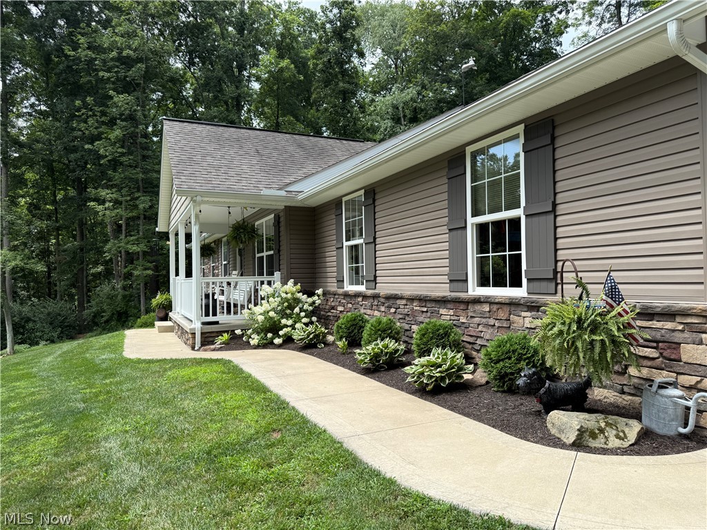 7595 Arbon Drive Millersburg OH 44654