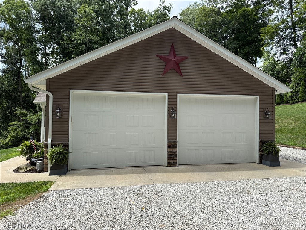 7595 Arbon Drive Millersburg OH 44654