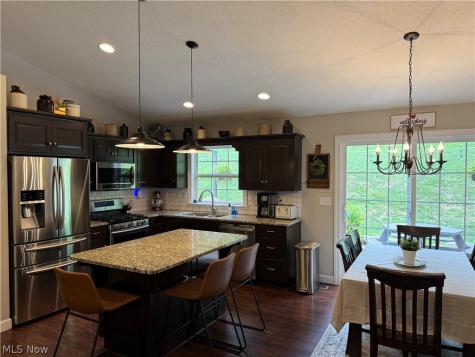 7595 Arbon Drive Millersburg OH 44654