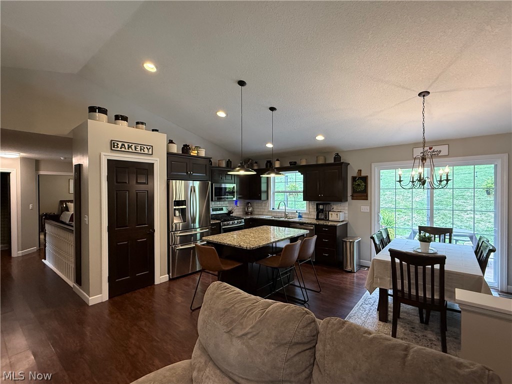7595 Arbon Drive Millersburg OH 44654