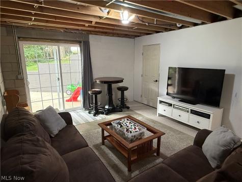 7595 Arbon Drive Millersburg OH 44654