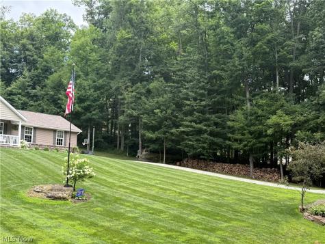 7595 Arbon Drive Millersburg OH 44654