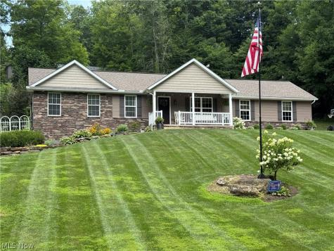 7595 Arbon Drive Millersburg OH 44654