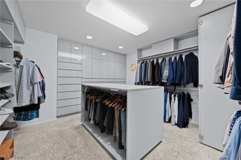 23891 Letchworth Road Beachwood OH 44122