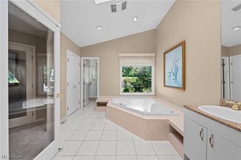 23891 Letchworth Road Beachwood OH 44122