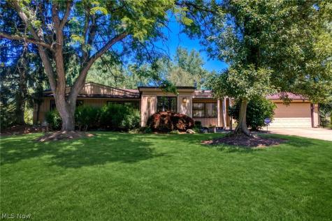 23891 Letchworth Road Beachwood OH 44122