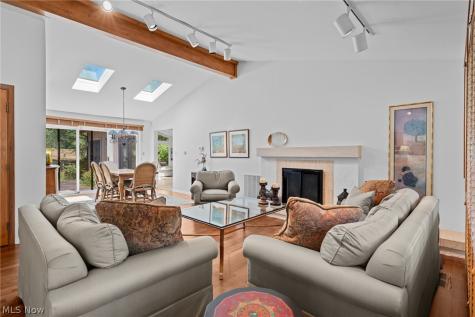 23891 Letchworth Road Beachwood OH 44122