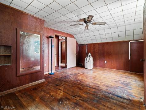 6531 Bonroi Drive Seven Hills OH 44131