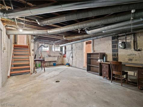6531 Bonroi Drive Seven Hills OH 44131
