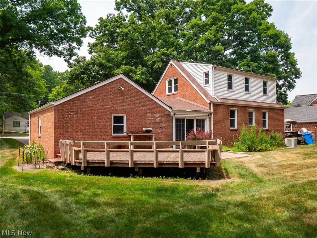 6531 Bonroi Drive Seven Hills OH 44131