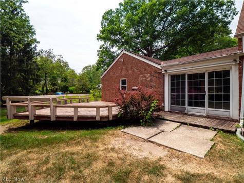 6531 Bonroi Drive Seven Hills OH 44131