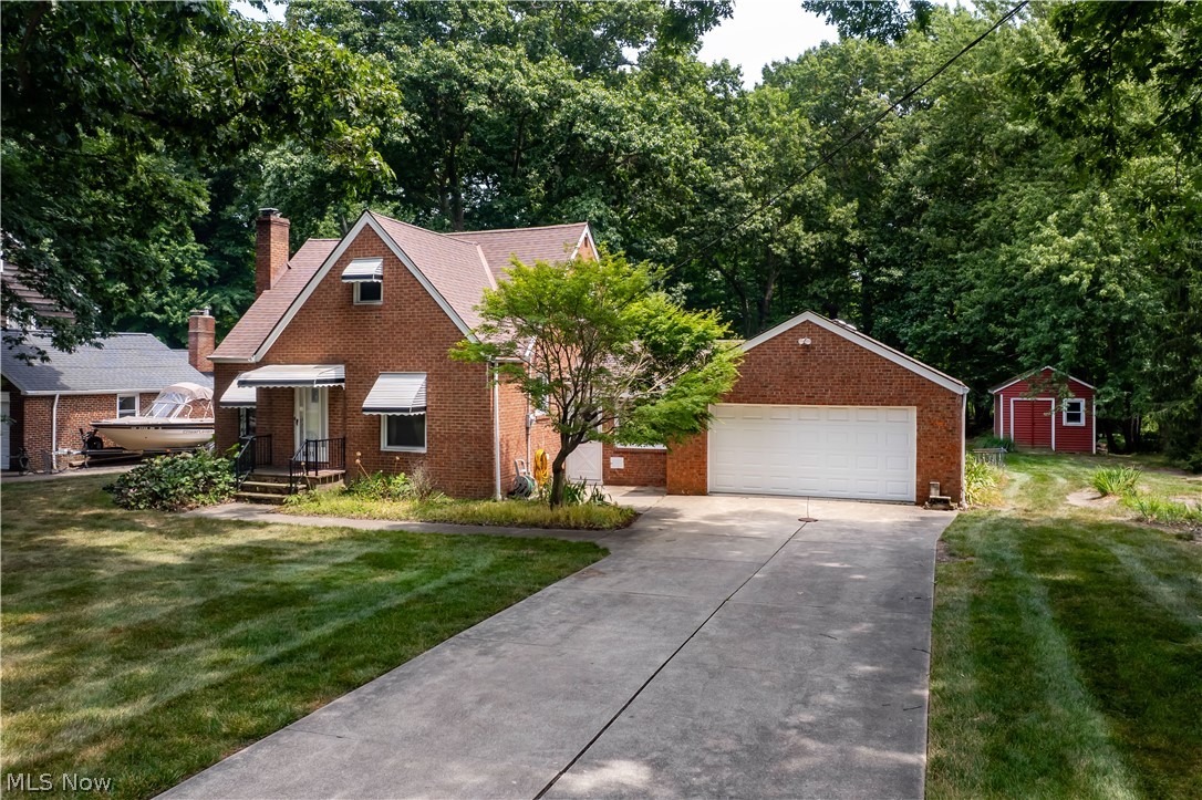 6531 Bonroi Drive Seven Hills OH 44131