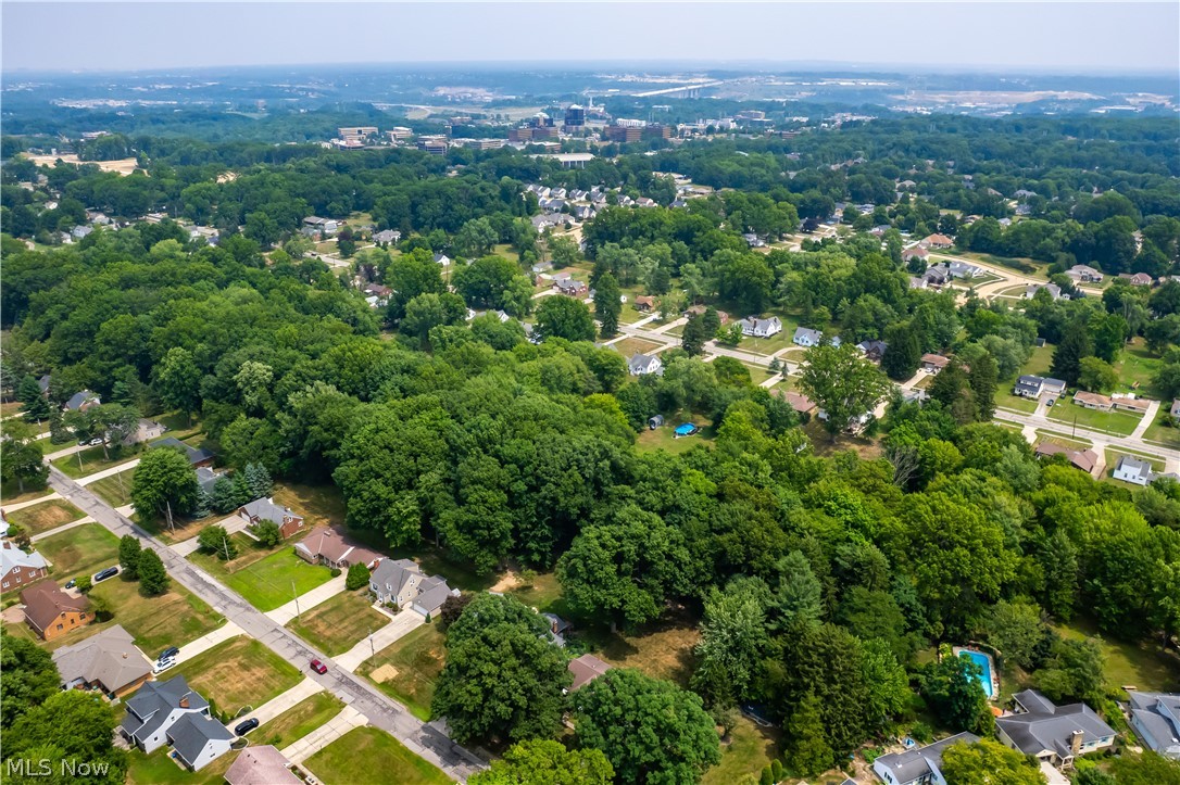 6531 Bonroi Drive Seven Hills OH 44131