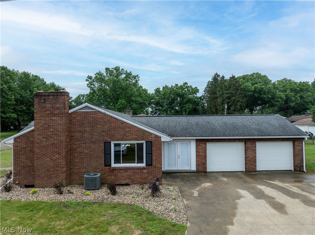 120 S Mckinley Avenue Dover OH 44622