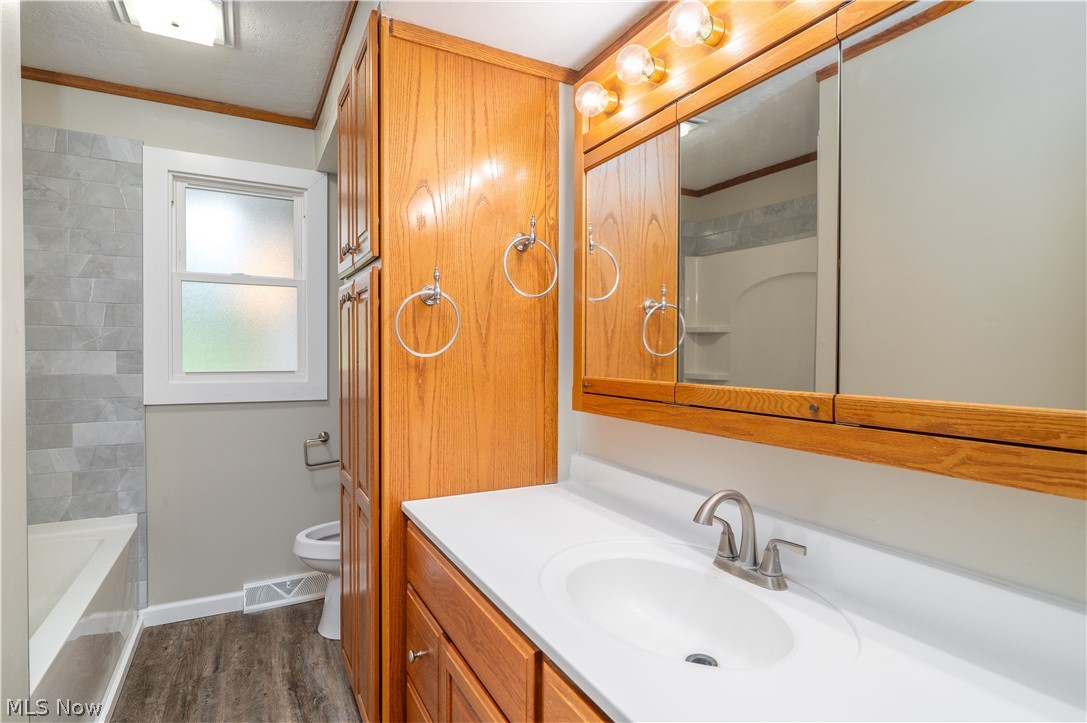120 S Mckinley Avenue Dover OH 44622
