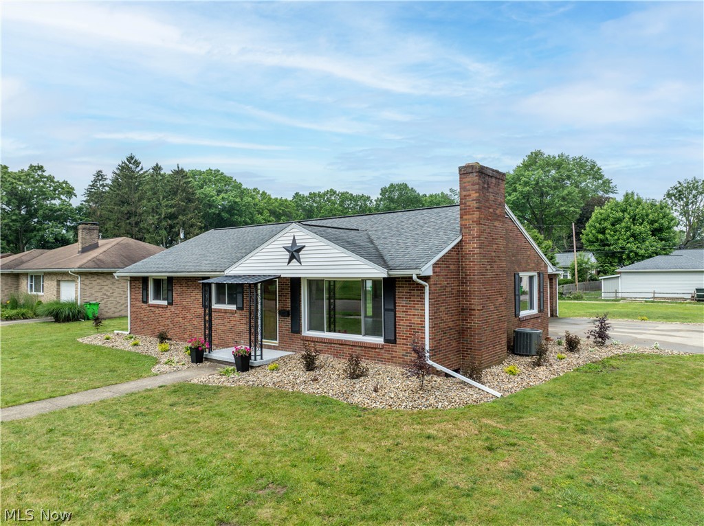 120 S Mckinley Avenue Dover OH 44622