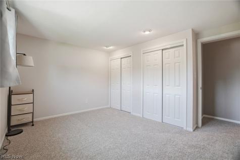 15677 Pinewood Drive Strongsville OH 44149