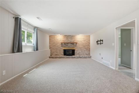 15677 Pinewood Drive Strongsville OH 44149