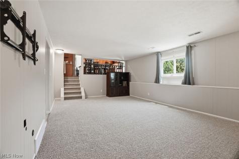 15677 Pinewood Drive Strongsville OH 44149