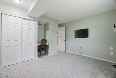 15677 Pinewood Drive Strongsville OH 44149