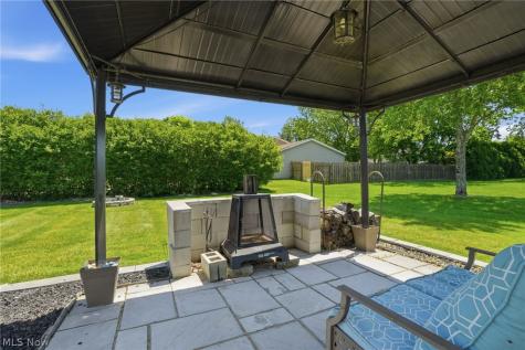 15677 Pinewood Drive Strongsville OH 44149