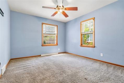 351 Hoover Avenue Akron OH 44312