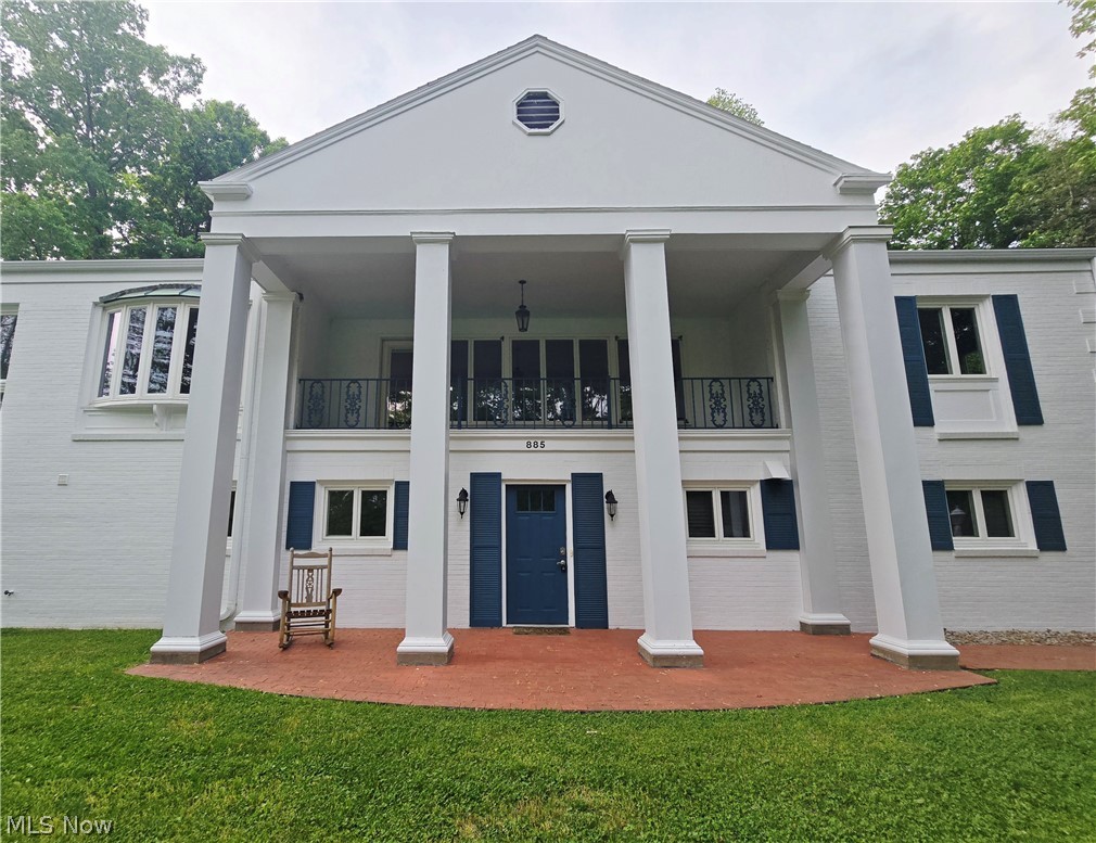 885 Sheridan Road Coshocton OH 43812