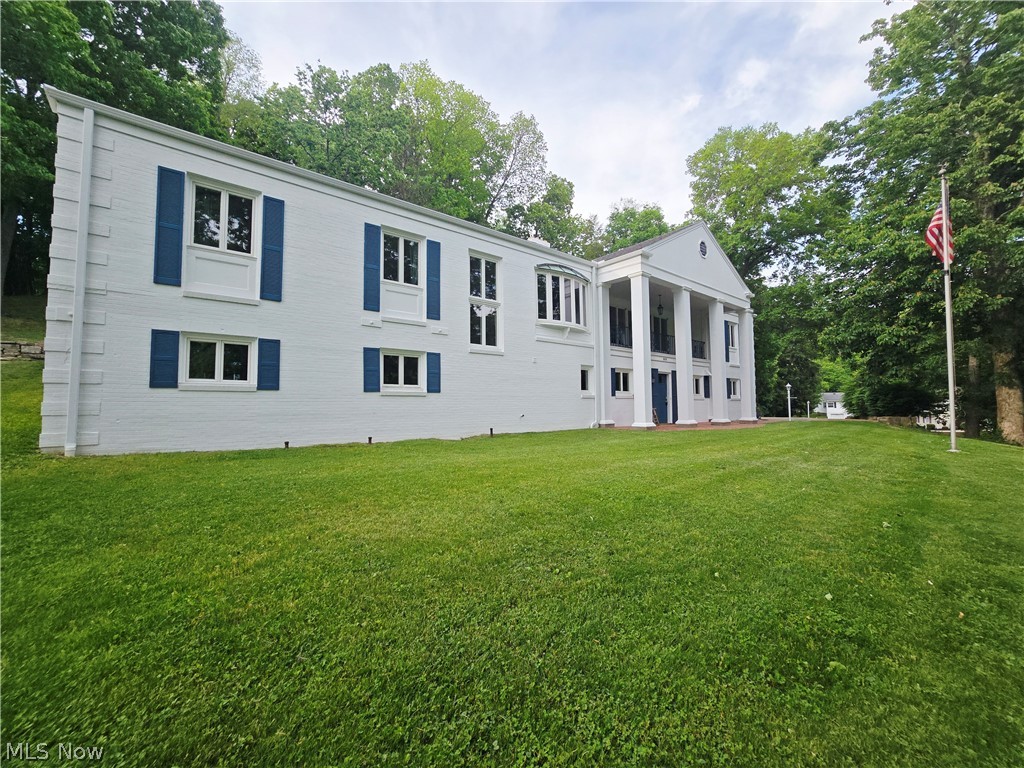 885 Sheridan Road Coshocton OH 43812