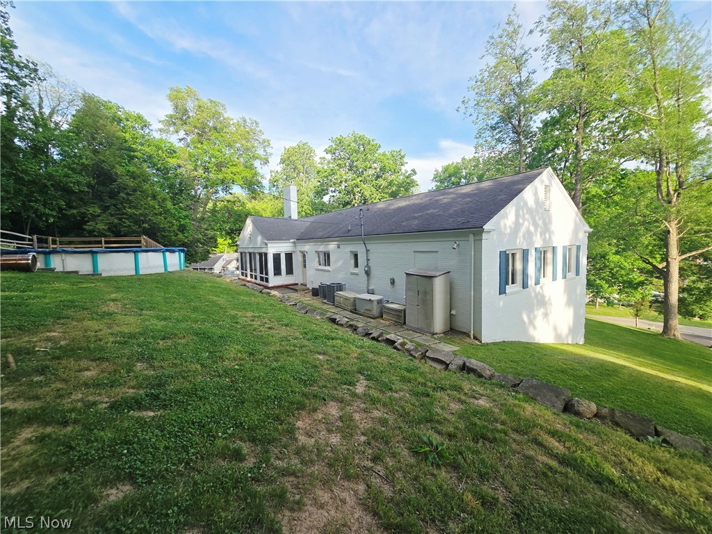 885 Sheridan Road Coshocton OH 43812