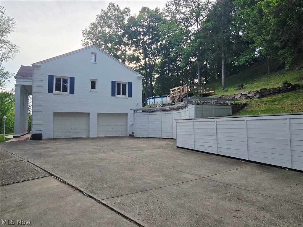 885 Sheridan Road Coshocton OH 43812