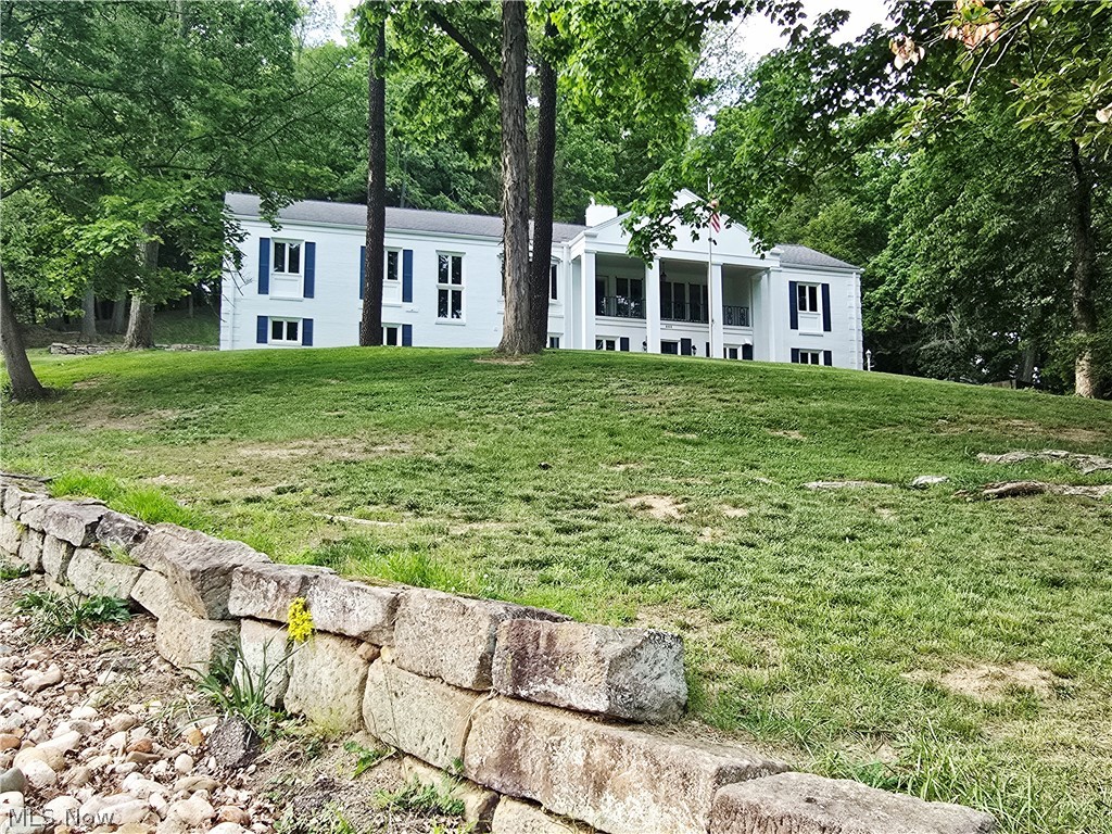 885 Sheridan Road Coshocton OH 43812