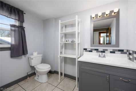 241 24th Street NW Barberton OH 44203