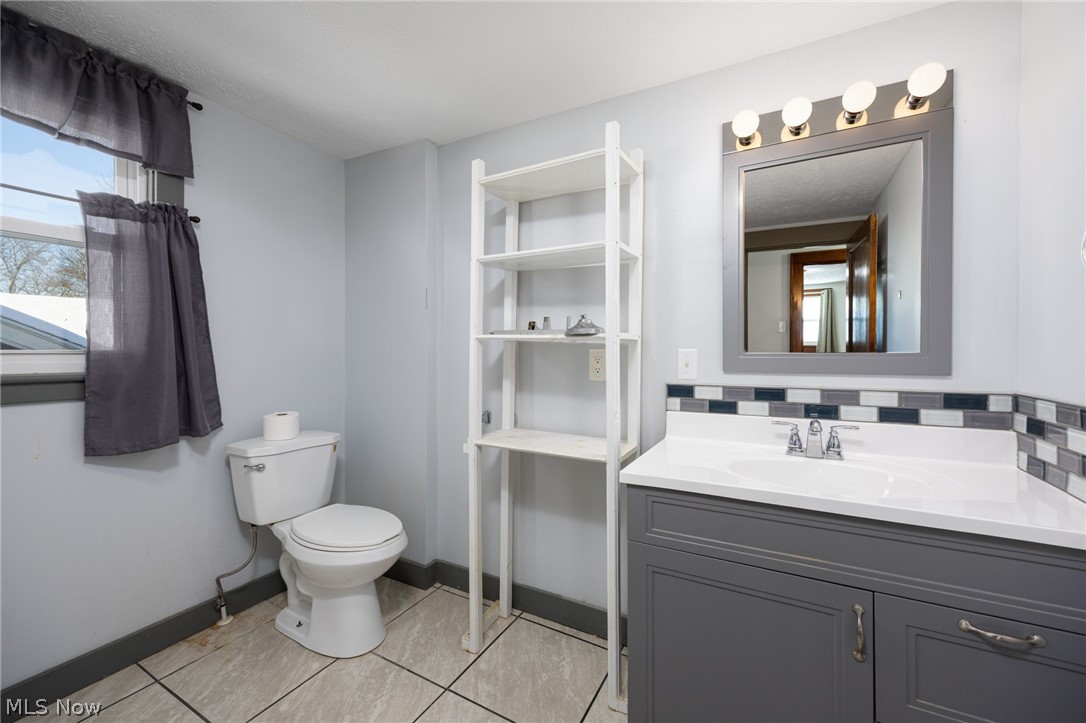 241 24th Street NW Barberton OH 44203