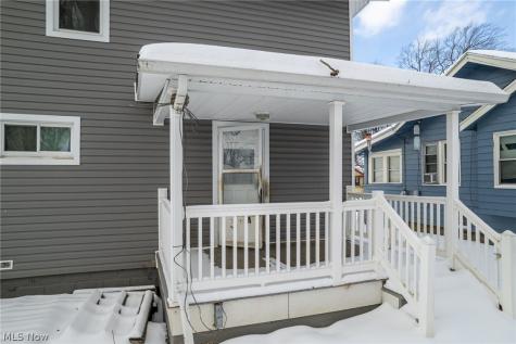 241 24th Street NW Barberton OH 44203