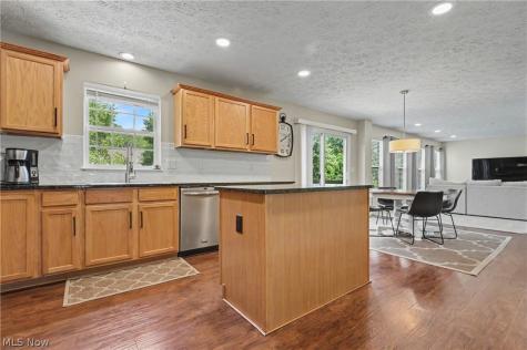 63 Creekledge Lane Copley OH 44321