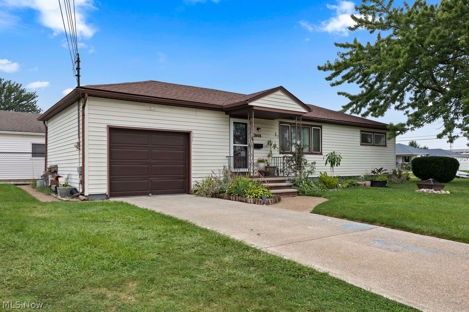 2908 Ashland Avenue Lorain OH 44052