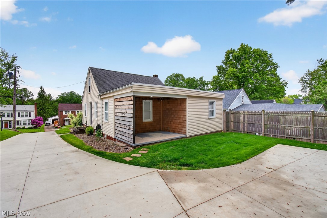 3731 Yale Avenue NW Canton OH 44709
