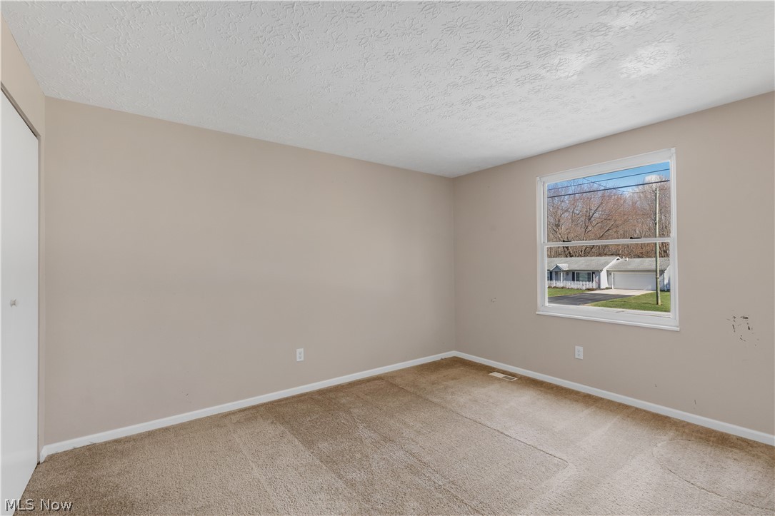 1720 Red Bird Road Madison OH 44057