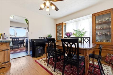 3716 Grantwood Drive Parma OH 44134