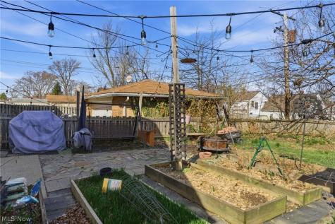 3716 Grantwood Drive Parma OH 44134