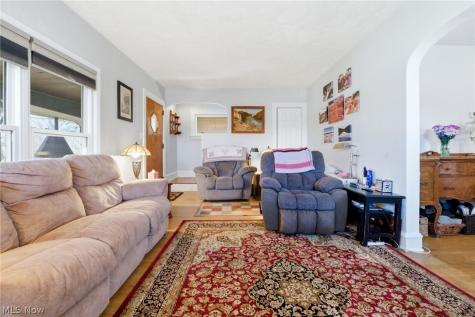 3716 Grantwood Drive Parma OH 44134