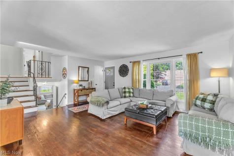 4259 W 202 Street Fairview Park OH 44126