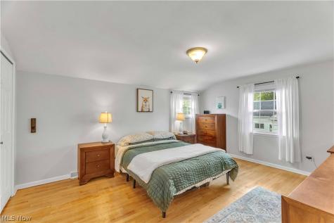 4259 W 202 Street Fairview Park OH 44126