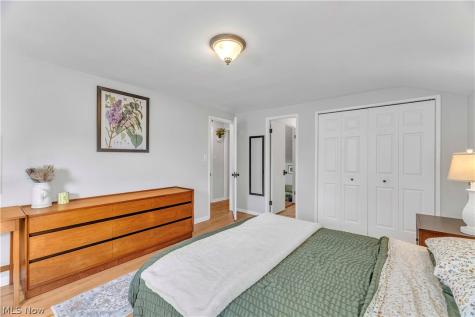 4259 W 202 Street Fairview Park OH 44126